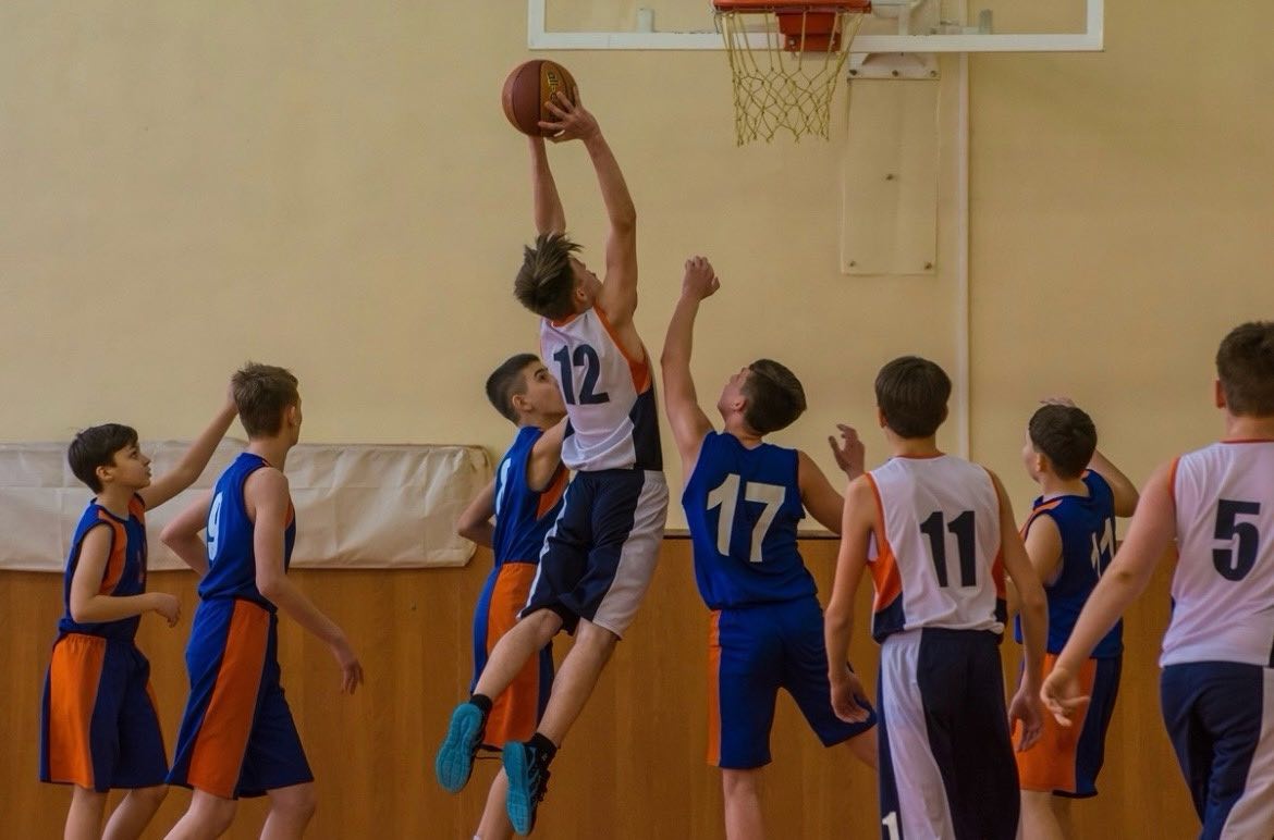 15 кубок Новосибирска по баскетболу, в честь дня защиты детей и памяти В.В Гельвиха